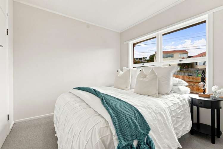 1/497 Beach Road Murrays Bay_14
