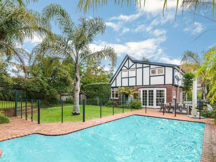 15 Heywood Crescent Epsom_1