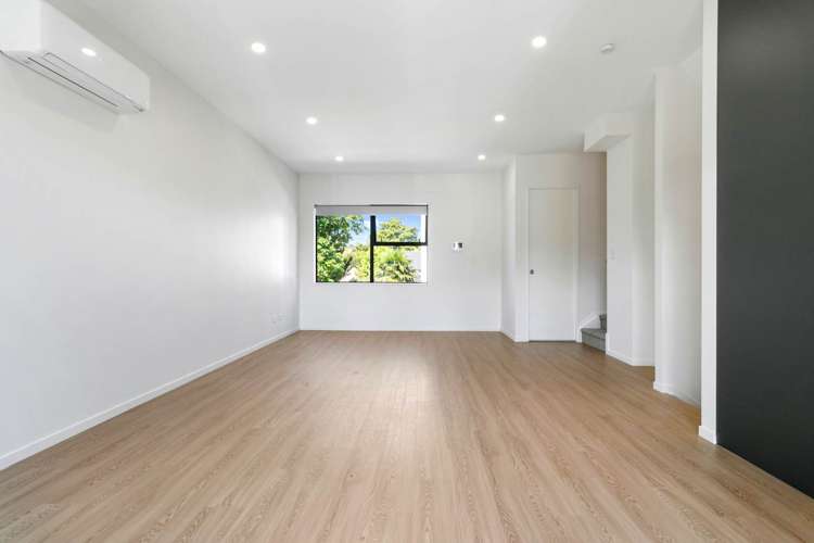 4/36 Seccombes Road Epsom_5