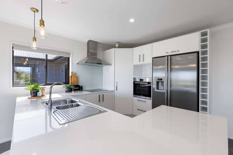 67 Albert Road Tokomaru_12