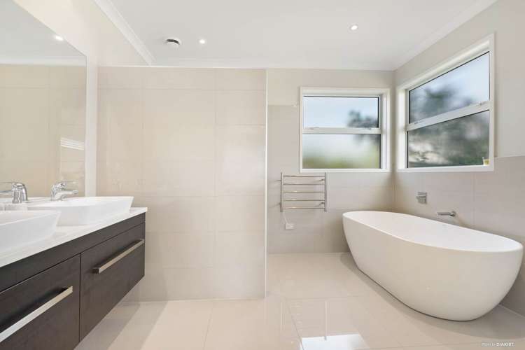 928 Redoubt Road Flat Bush_17