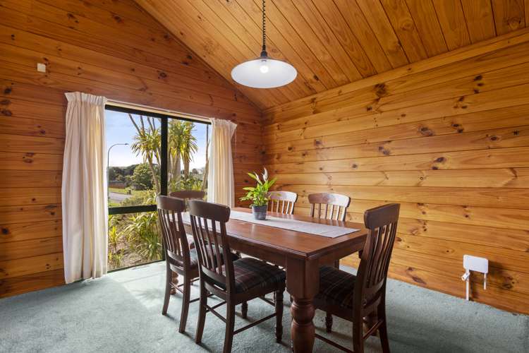 44 Taihiki Road Clarks Beach_6