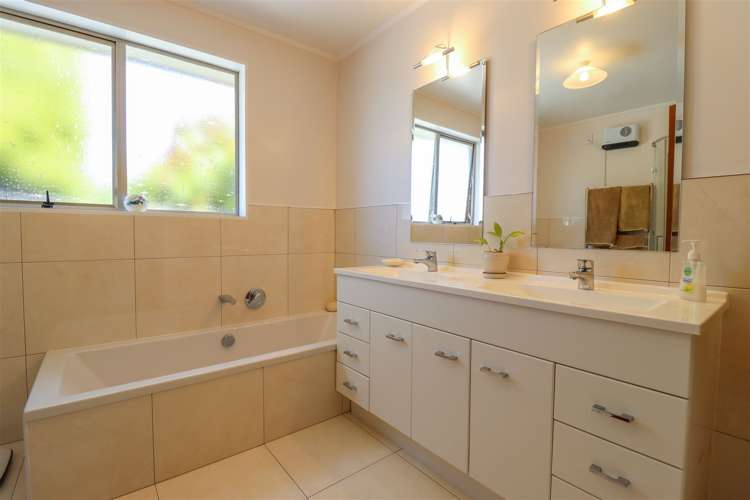 7 Rata Place Glenwood_10