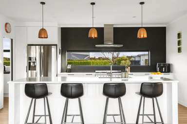 42 Alan Livingston Drive_4