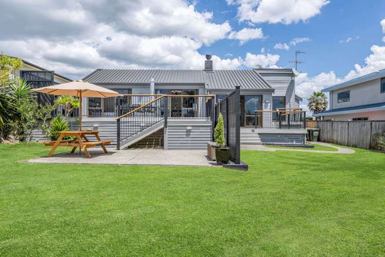 31 Karaka Road Beachlands_24