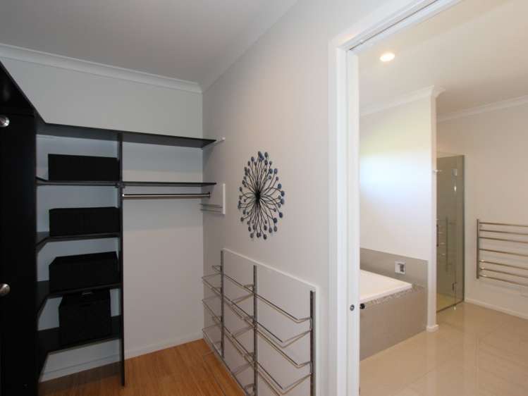 2369 Middle Road Poukawa_13