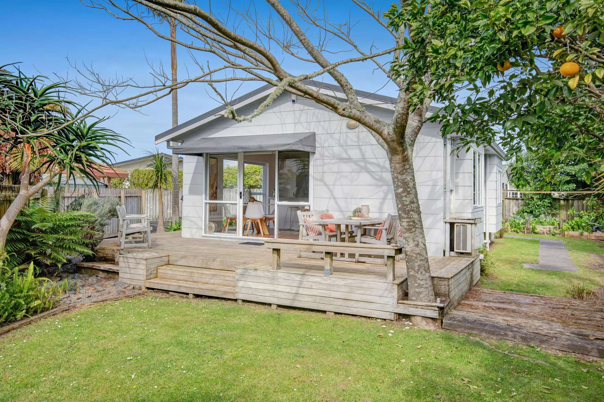 16 Ross Crescent Orewa_0