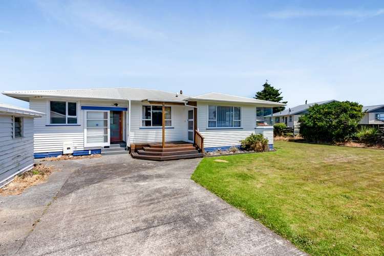 32 Dieffenbach Street Opunake_27