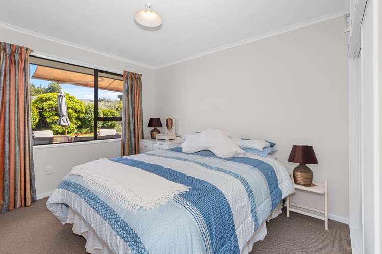 23b Salford Avenue Redwood_13