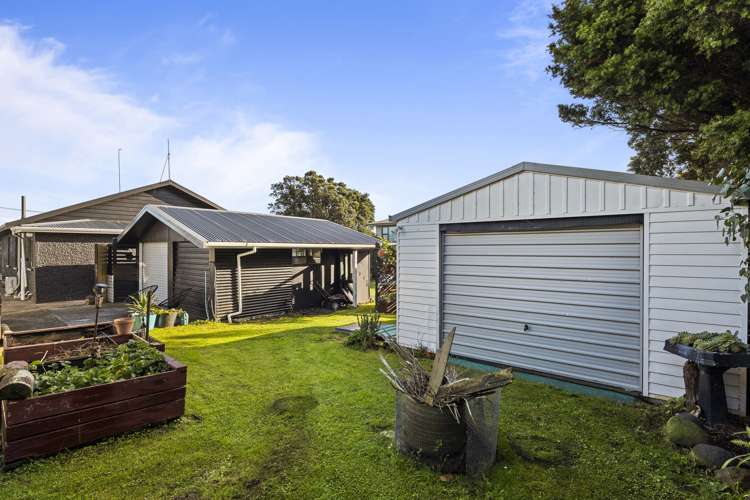 69 Domett Street Opunake_21