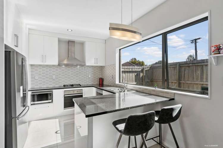 13 Clendon Place Manurewa_2