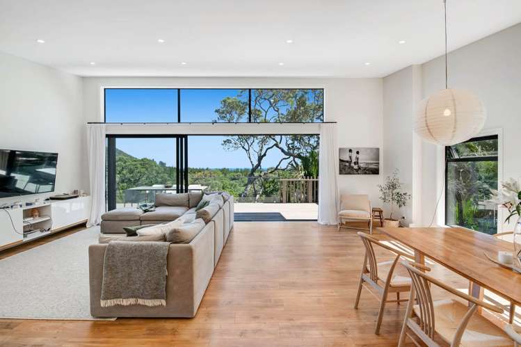 167 Motutara Road Muriwai_16