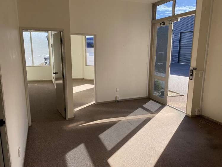 3/94 White Street Fenton Park_4