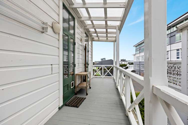 4/12 Murphy Street Thorndon_4