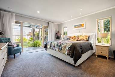 62 Cairns Crescent_3