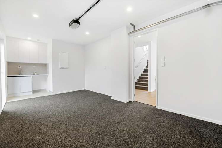 2/57 Sunderlands Road Bucklands Beach_14