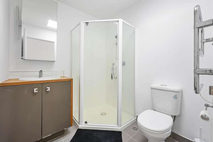 5/39 Pitt Street Auckland Central_19