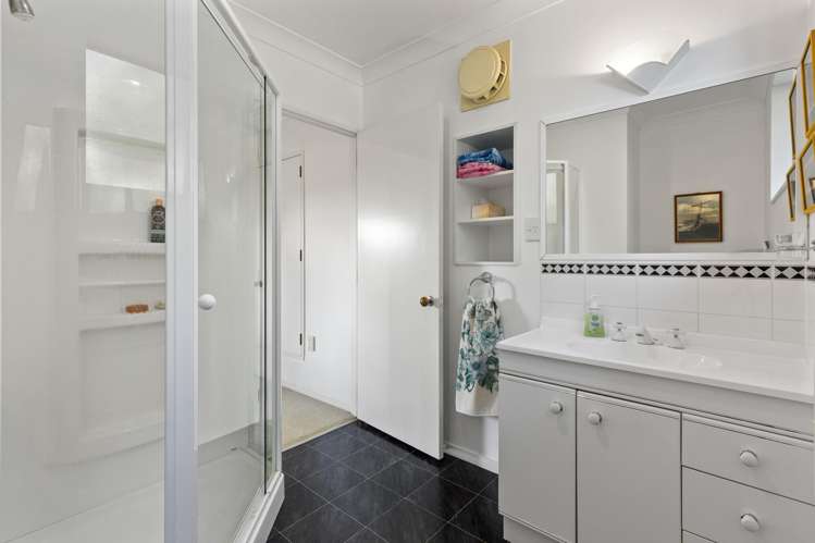 28 Swann Beach Road Stanmore Bay_15