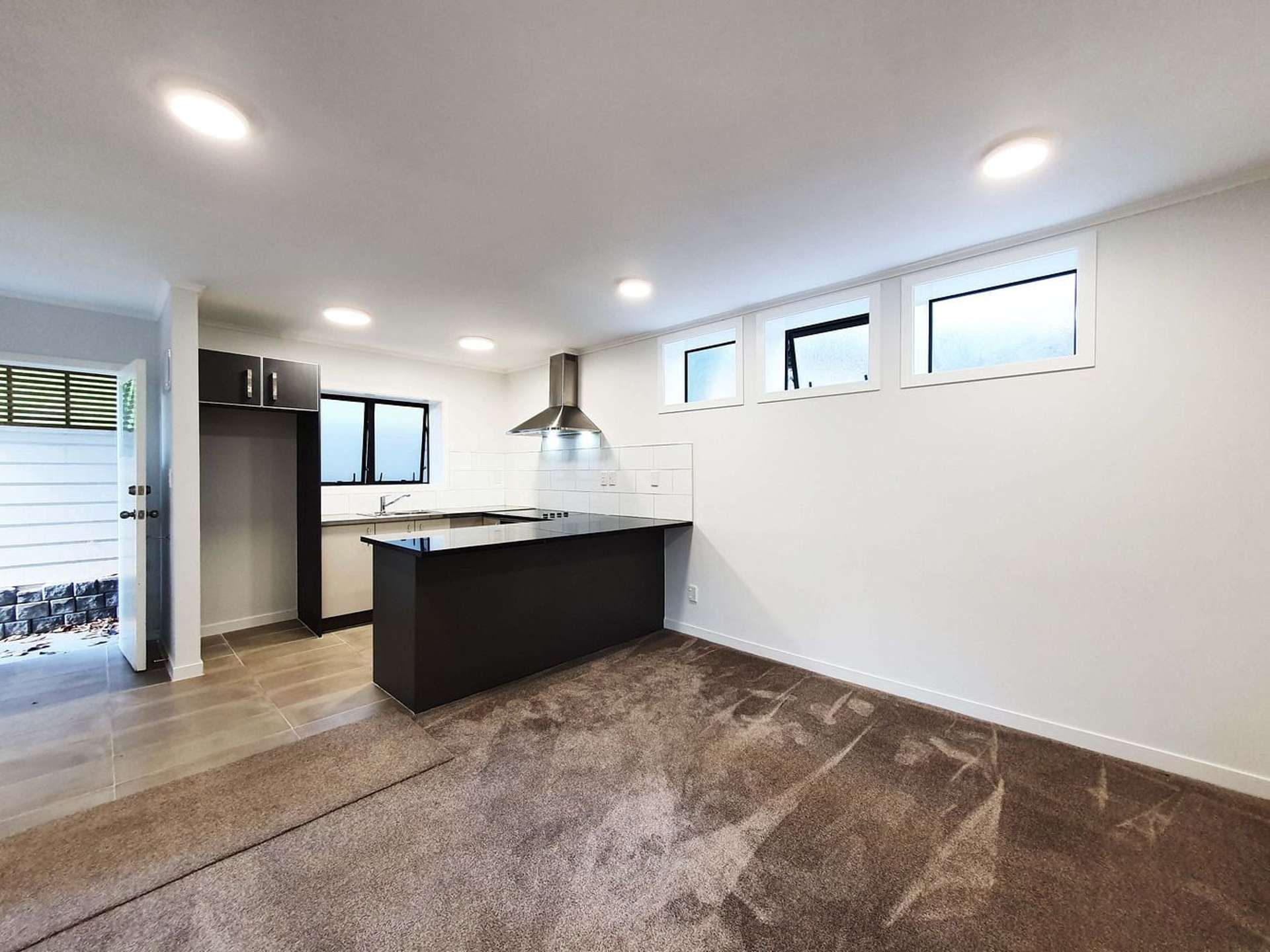 2/12 Queenstown Road Hillsborough_0