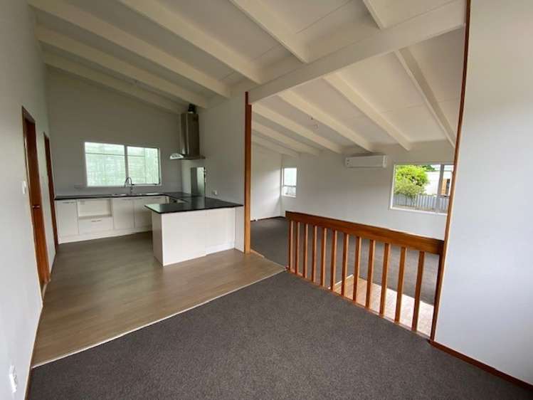 406B Avenue Road West 10482_2