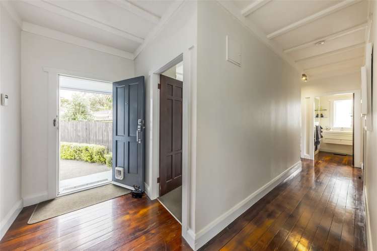 2 Manse Road Pahurehure_6