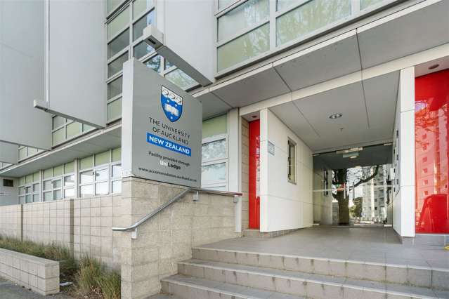 506/133 Beach Road Auckland Central_4
