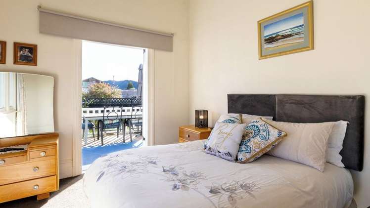 64 Shiel Street Reefton_12