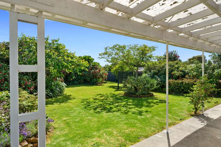 32 Kiharoa Street Otaki Beach_21
