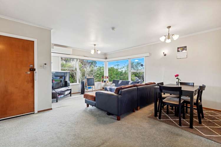 1 Marsh Avenue Forrest Hill_15