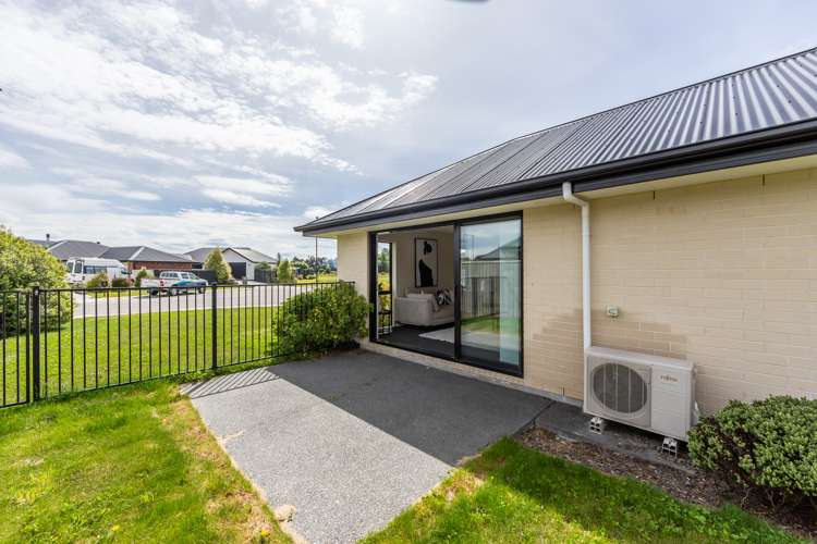 8 Willowby Lane Rangiora_21