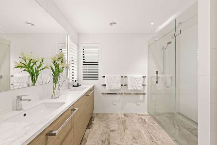 11 The Ritz Orewa_12