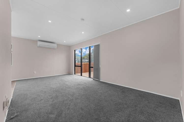 2/81 Harmel Road Glendene_10