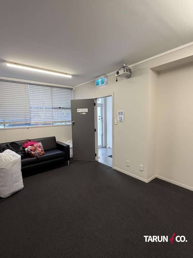 9 Crum Avenue New Lynn_10