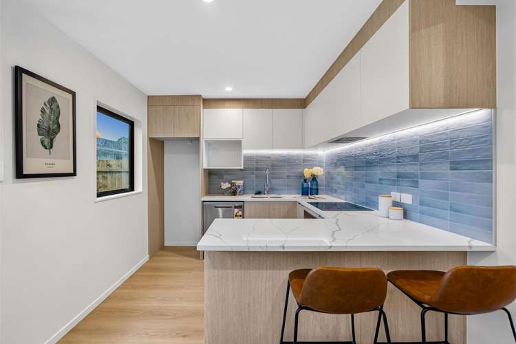 5/114 Don Buck Road Massey_3