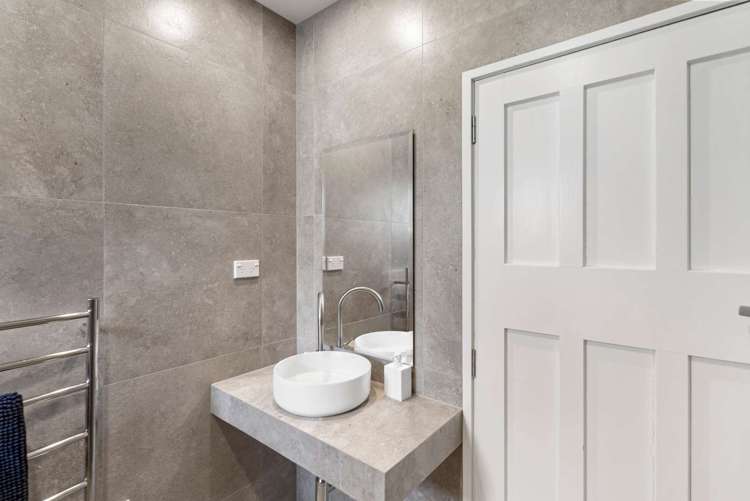 55 Chrystal Street Richmond_10