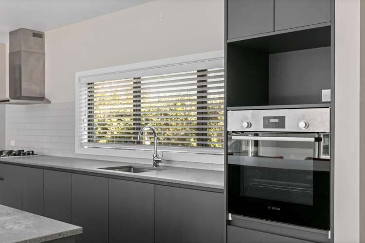 17 Beach Cove Wainui_2