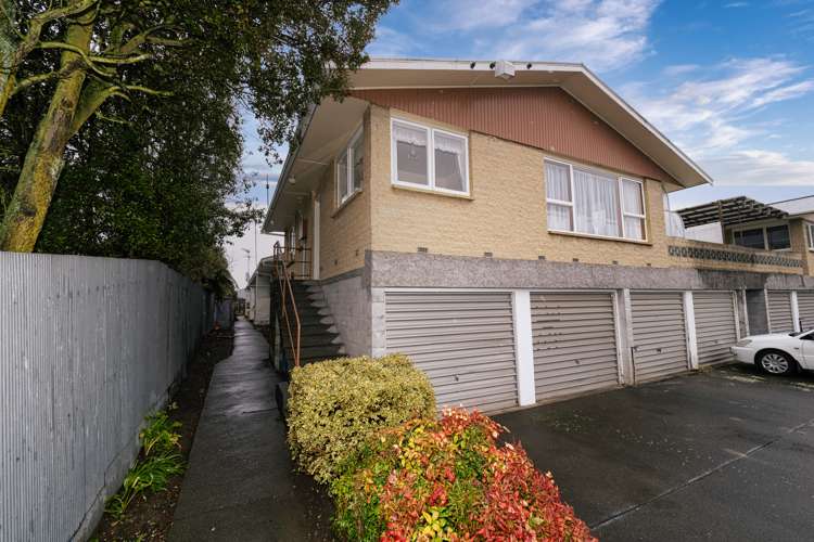 1/42 Aitken Street Ashburton_8