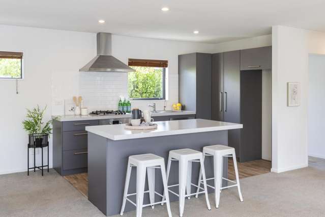 2/18 Lamorna Road Queenspark / Parklands_2