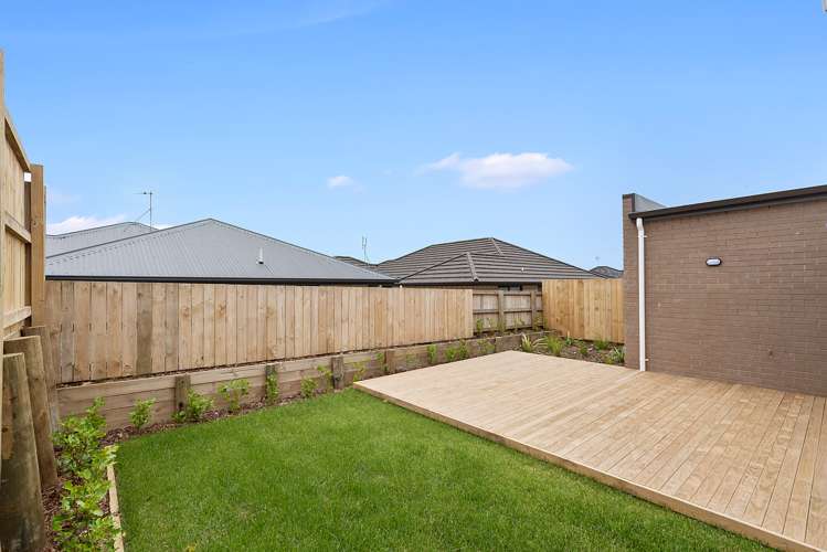 13 Springside Court Huntington_24