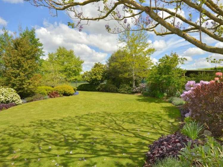 123 Halkett Road West Melton_25