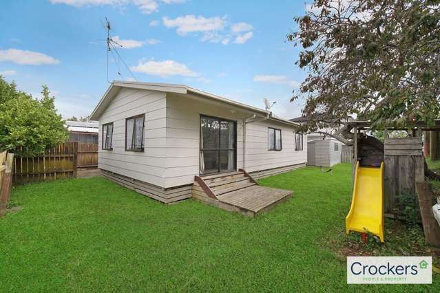 Spacious 3-Bedroom Home - Gated large backyard