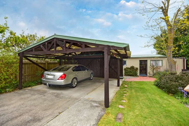 10 Snowdon Place Darfield_17