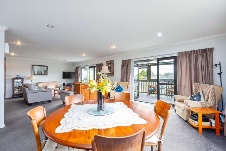 6 Bloomfield Rise Stanmore Bay_5