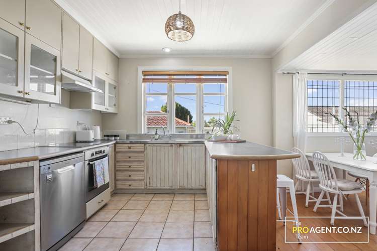 41 Eastglen Road Glen Eden_3