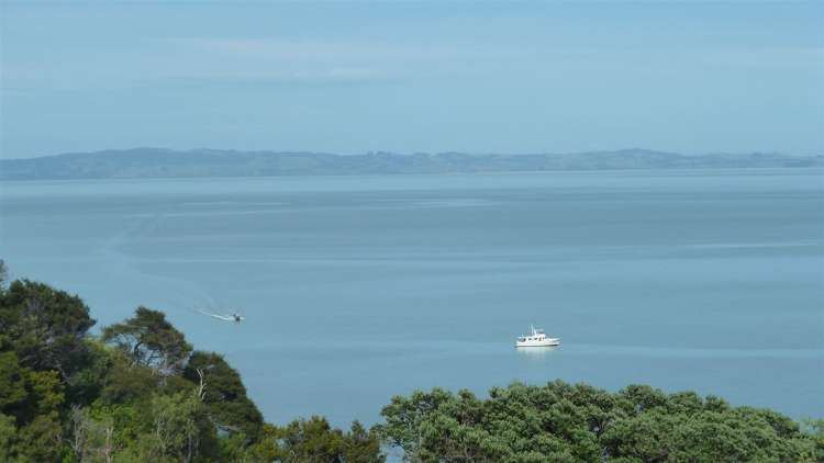 6 Adams Road Thornton Bay_26