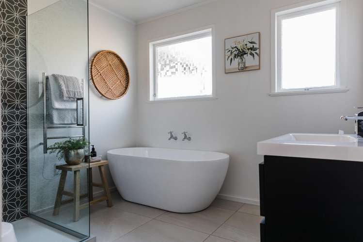 2/39 Cassino Crescent Onekawa_13