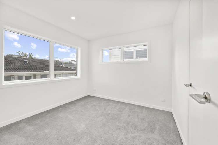 4c Towra Place Botany Downs_21