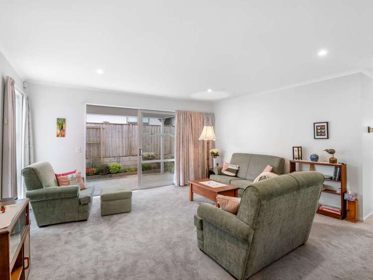 3 Taikura Avenue Red Beach_18