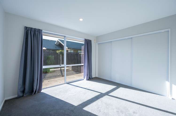 24 Kingsford Drive Stoke_13