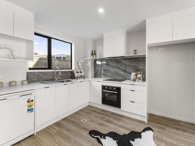 30 Tawa Crescent Manurewa_3